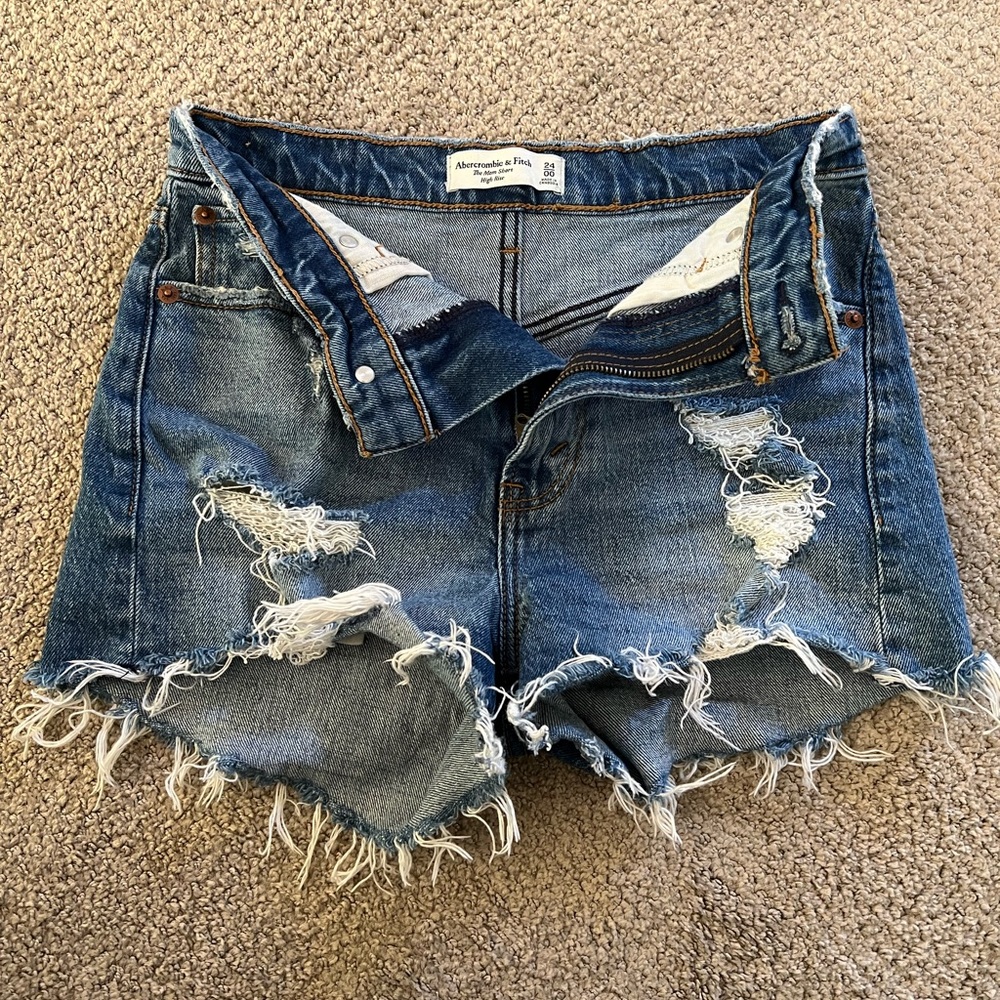 Abercrombie & Fitch High Rise Mom Short
